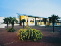 lar_school_building