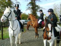 girls_at_berkshire_college_show_oct_2009_005