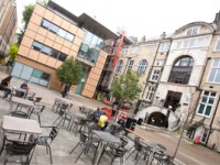 embassy_summer_schools_london_ucl_courtyard