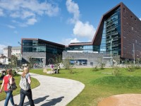 PUIC_Uni-campus-slide