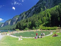 Lac-Montriond-Summer