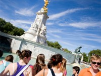 embassy_summer_schools_london_me_trip_buckingham_palace