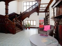 2Earlscliffe-Hallway