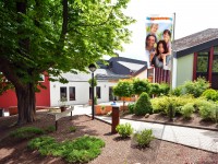 003-oberwesel-juniors-building_36800418731_o