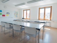 003_did_munich_school_claasroom_35006888836_o