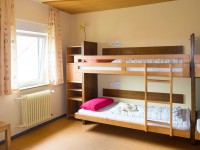 Bad-Duerkheim_Four-bed-room_7546_16x9
