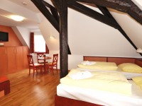 Meersburg_JUFA-3-bed-room_3-Bettzimmer_16x9