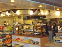 embassy_summer_schools_new_york_pace_canteen