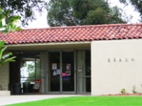 embassy_summer_schools_occidental-Braun-Hall-exterior