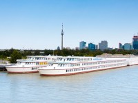Vienna_School-ship-on-the-Danube_0015_16x9
