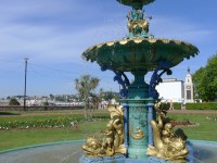 LAL-TOR-Torquay-Fountain-01